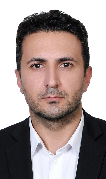 یزدان دانش